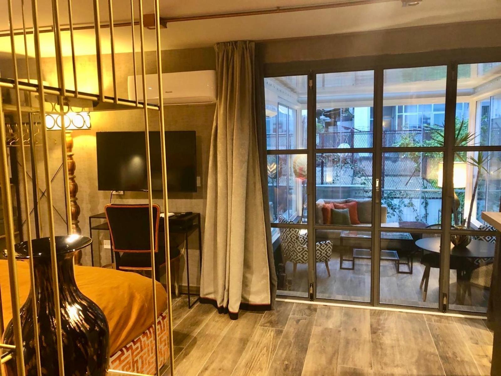 Portrait Luxury Loft Apartment Bari Bagian luar foto