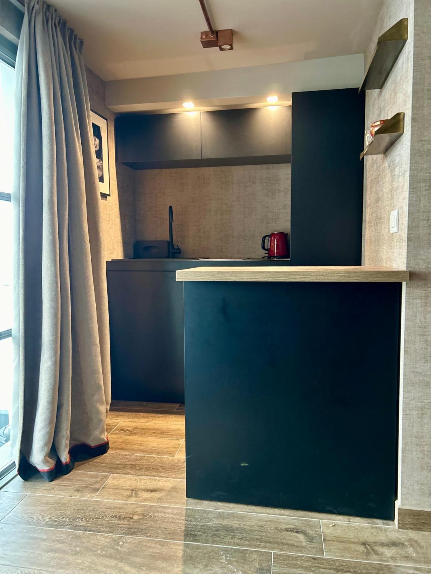 Portrait Luxury Loft Apartment Bari Bagian luar foto