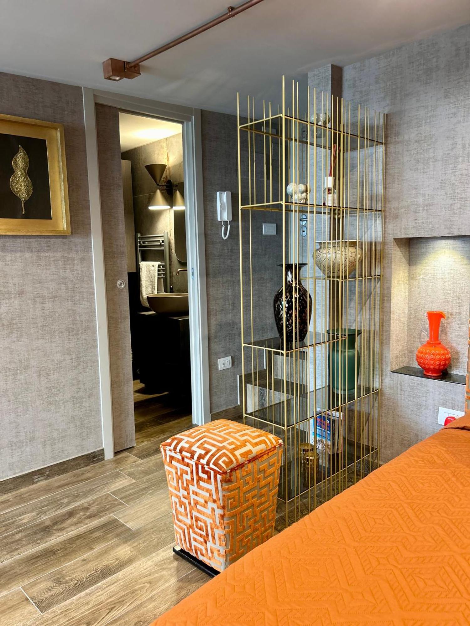 Portrait Luxury Loft Apartment Bari Bagian luar foto